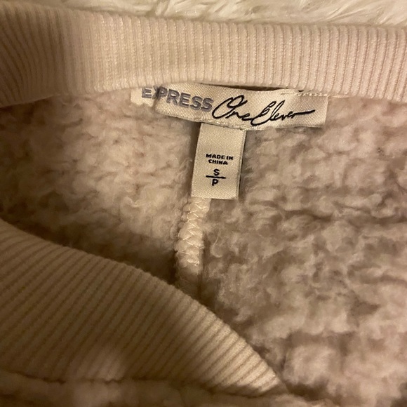 Express Sherpa Jacket - Picture 3 of 3